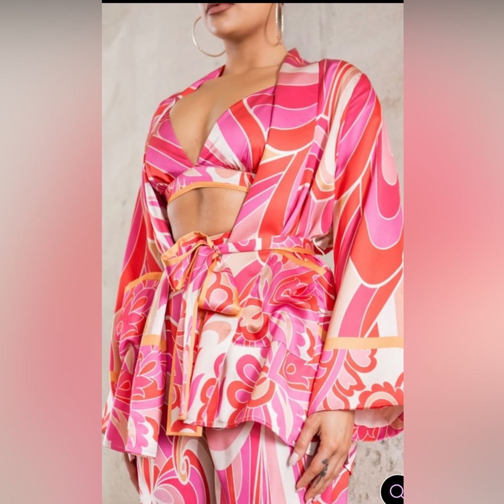 NWOT #5~Her.. Bottari 3 piece pants set with matching bra top & Kimono size Med